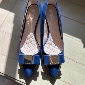 Cole Haan light navy pumps, nearly new